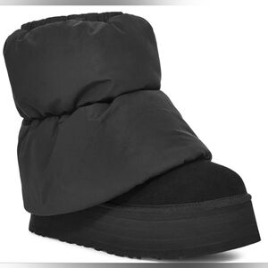 Uggs Platform Boots NWOB Hence Discounted Price Sold Out